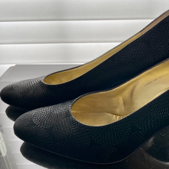 Bruno Magli Vtg Textured Black Pump Size 7.5 - Picture 8 of 13